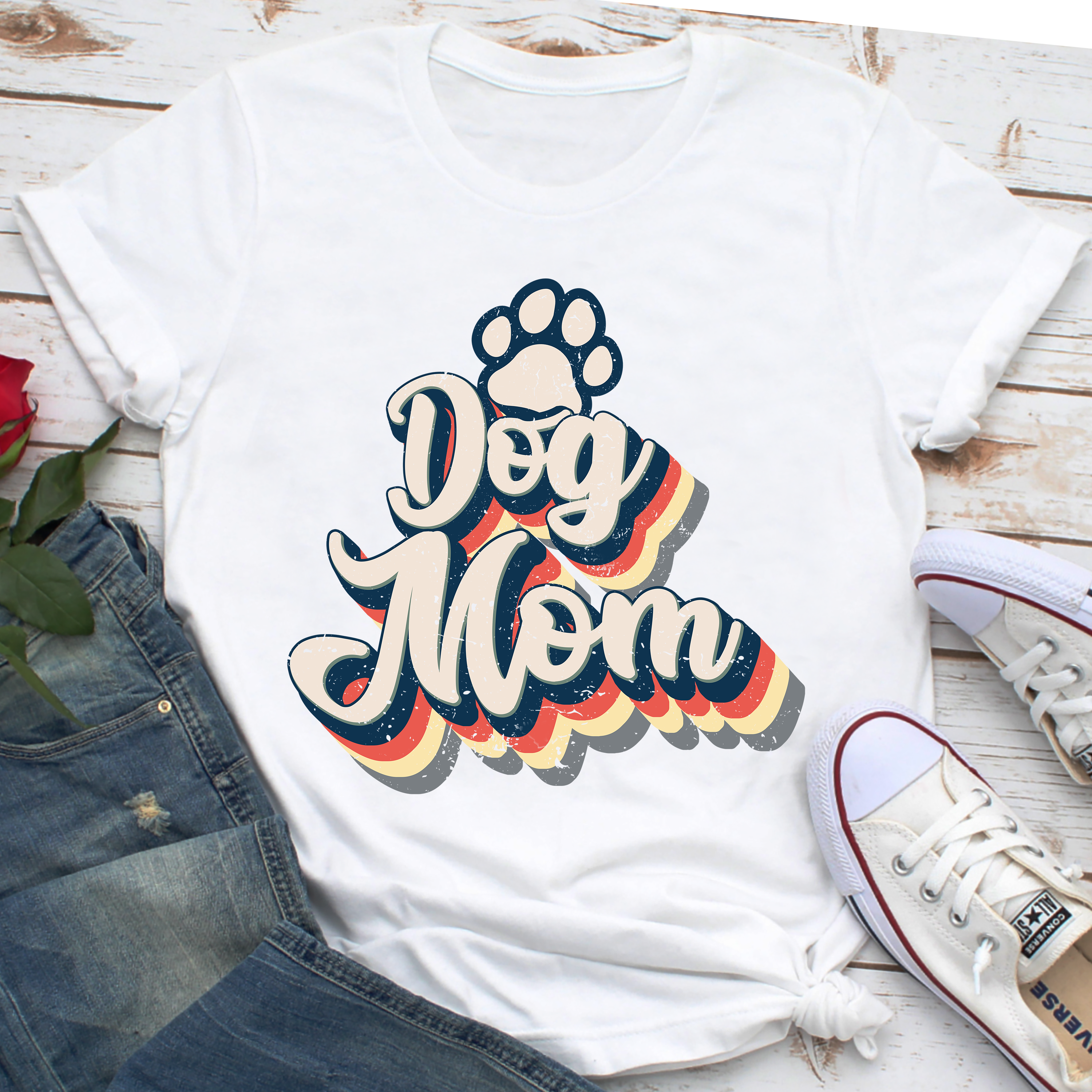 Stylish Unisex Dog Mom T-shirt - Ideal Gift for Pet Lovers