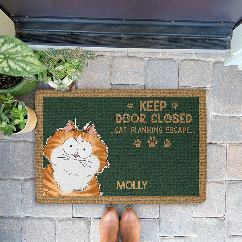 Personalized Custom Doormat - Keep Door Closed To Prevent Your Pets From Escaping